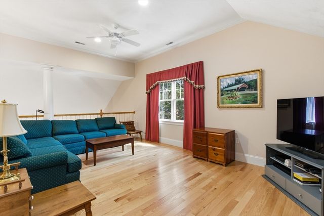 22 Sauta Farm Way 22, Hudson, MA 01749