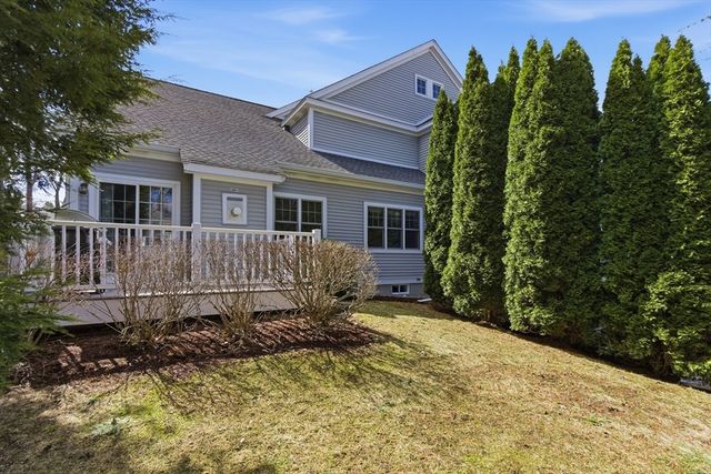 22 Sauta Farm Way 22, Hudson, MA 01749