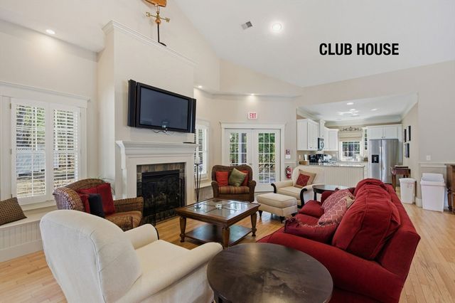 22 Sauta Farm Way 22, Hudson, MA 01749