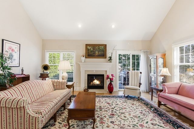 22 Sauta Farm Way 22, Hudson, MA 01749