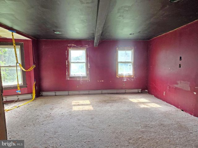 808 LINCOLN RD, Mullica Hill, NJ 08062