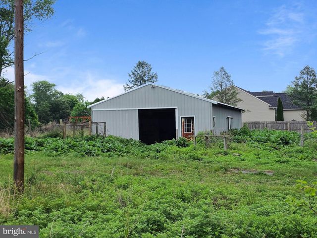 808 LINCOLN RD, Mullica Hill, NJ 08062