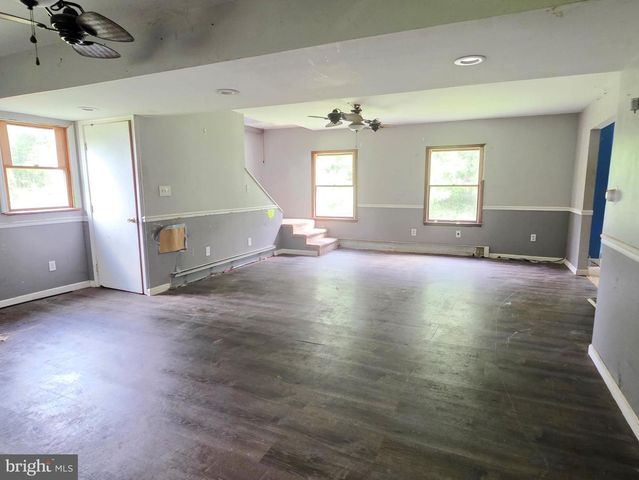 808 LINCOLN RD, Mullica Hill, NJ 08062