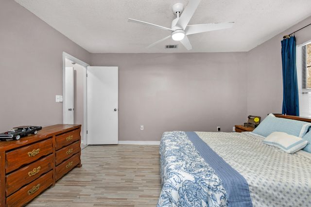 67 NW Olde Cypress Circle, Fort Walton Beach, FL 32548