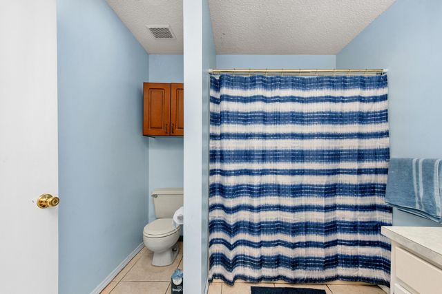 67 NW Olde Cypress Circle, Fort Walton Beach, FL 32548