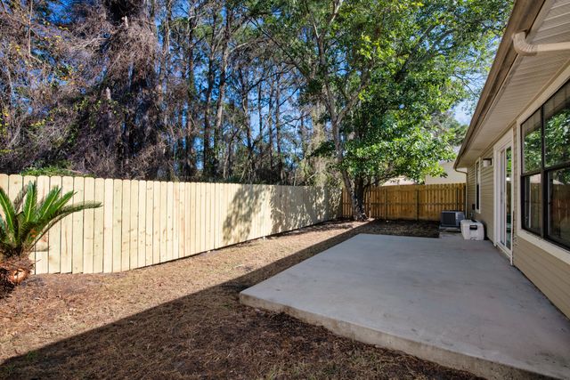 67 NW Olde Cypress Circle, Fort Walton Beach, FL 32548