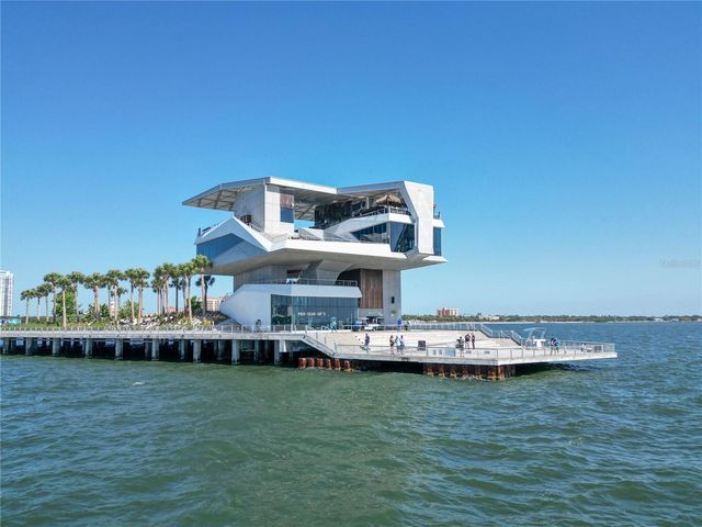 316 8TH STREET S 104, St Petersburg, FL 33701