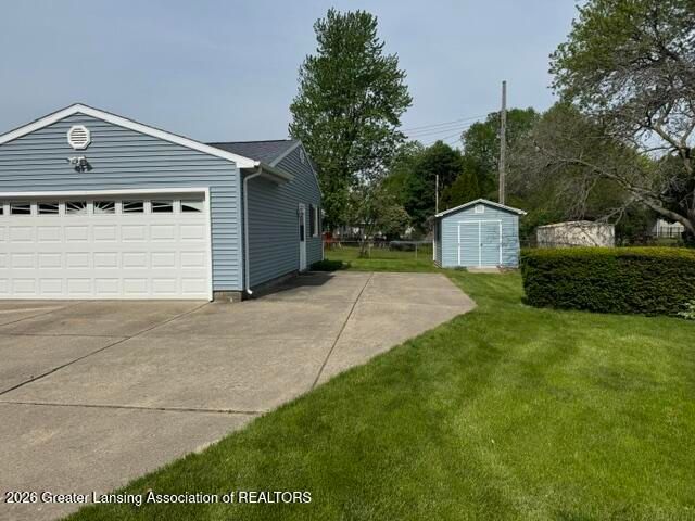 3107 Amherst Drive, Lansing, MI 48906