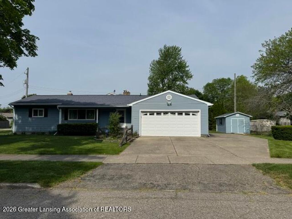 3107 Amherst Drive, Lansing, MI 48906