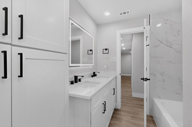 3804 Wrexgate Court, Arlington, TX 76016