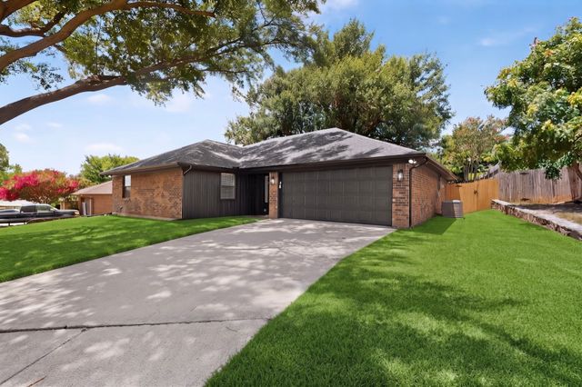 3804 Wrexgate Court, Arlington, TX 76016