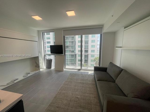 227 NE 2nd Street 1613, Miami, FL 33132