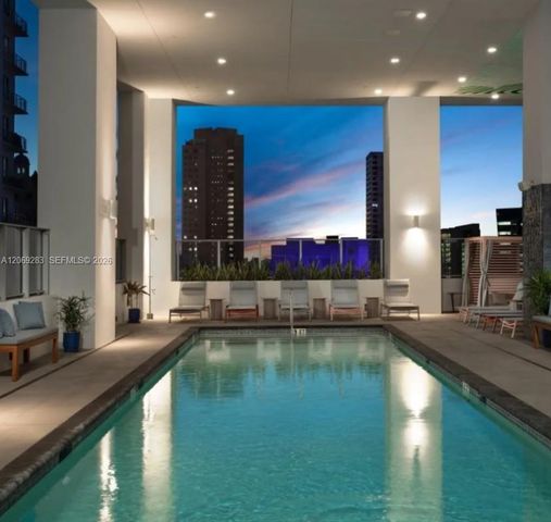 227 NE 2nd Street 1613, Miami, FL 33132