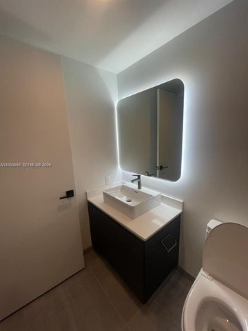 227 NE 2nd Street 1613, Miami, FL 33132
