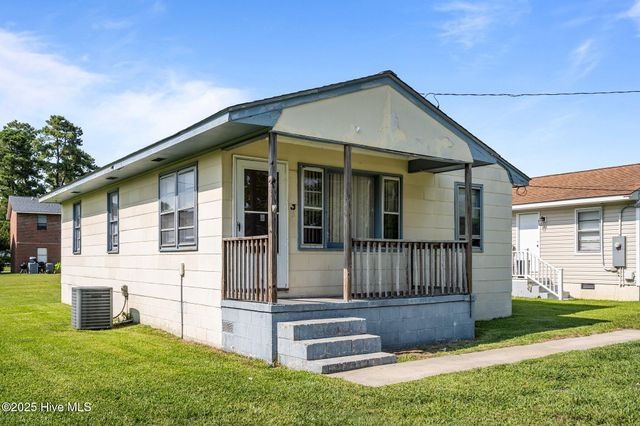 23 Sophia Drive, Jacksonville, NC 28540
