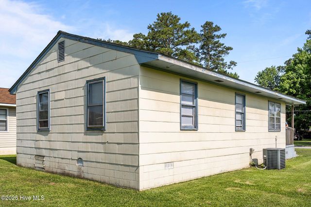 23 Sophia Drive, Jacksonville, NC 28540