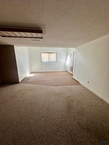 2415 E OTHER, Pierre, SD 57501