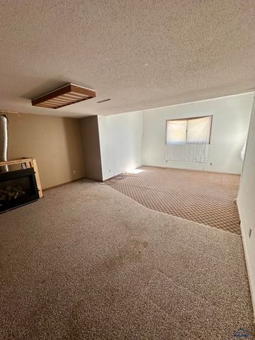2415 E OTHER, Pierre, SD 57501