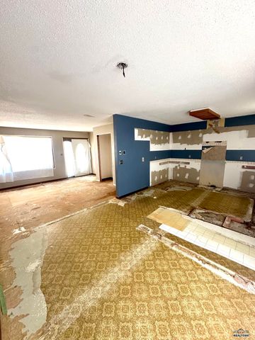 2415 E OTHER, Pierre, SD 57501