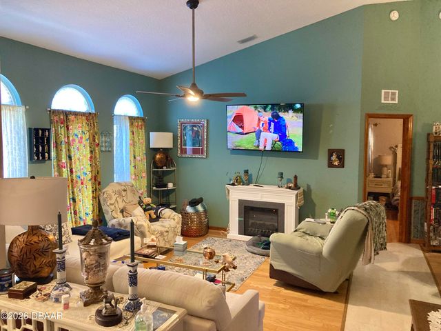 1188 N Old Mill Drive, Deltona, FL 32725