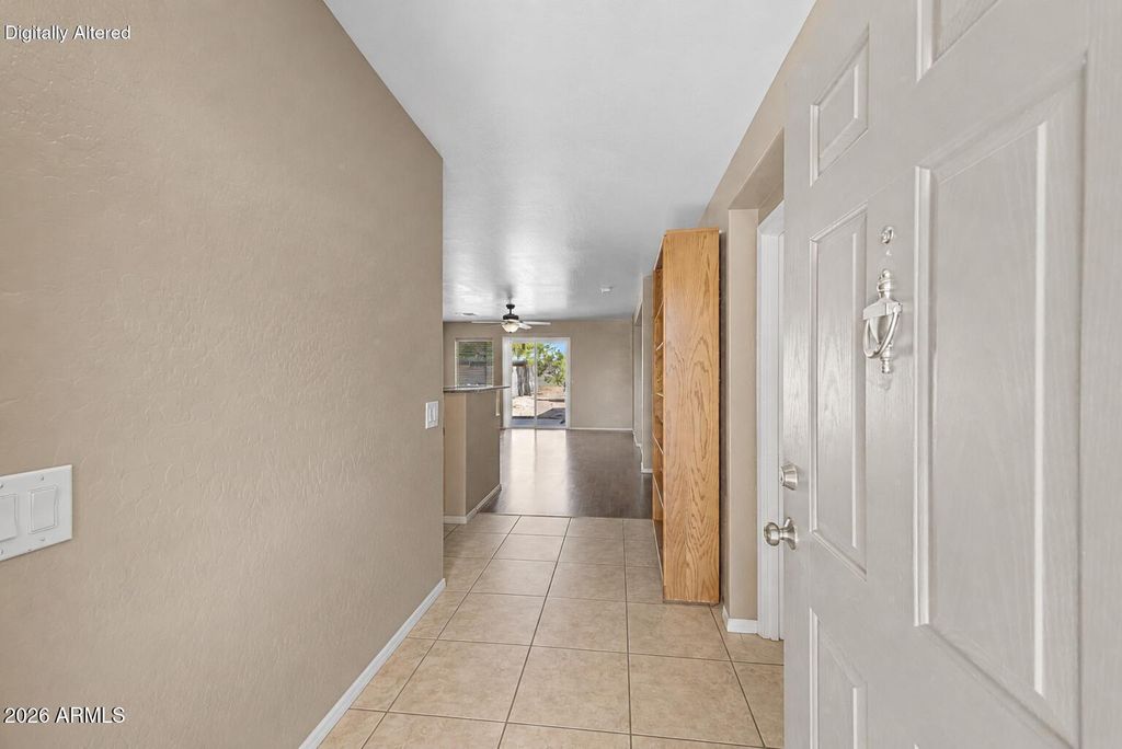 3530 W SAINT CHARLES Avenue, Phoenix, AZ 85041 — photo 5