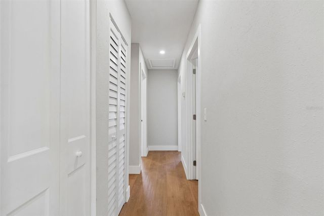 11206 N ARDEN AVENUE, Tampa, FL 33612