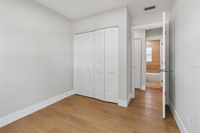 11206 N ARDEN AVENUE, Tampa, FL 33612