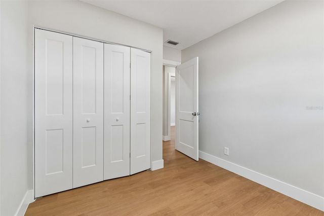 11206 N ARDEN AVENUE, Tampa, FL 33612