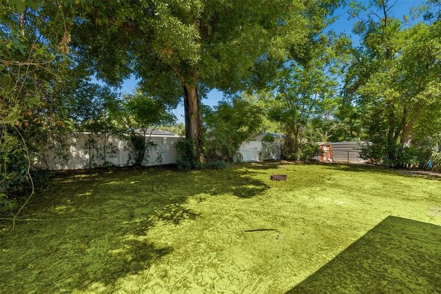 11206 N ARDEN AVENUE, Tampa, FL 33612