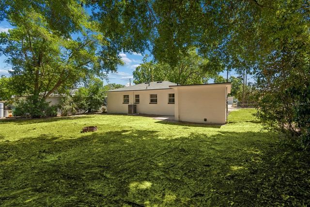 11206 N ARDEN AVENUE, Tampa, FL 33612