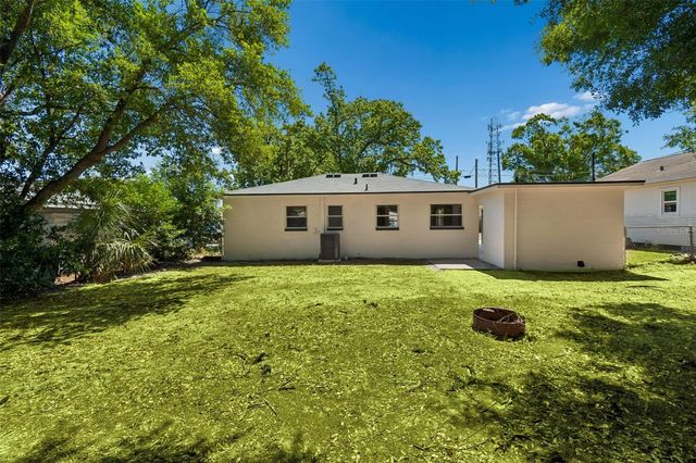 11206 N ARDEN AVENUE, Tampa, FL 33612