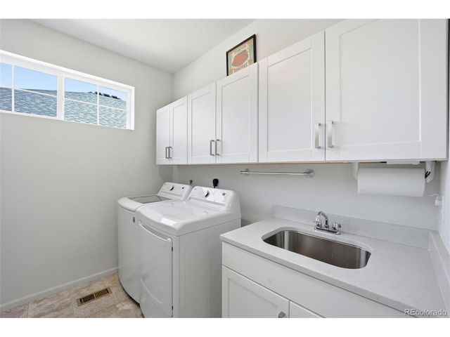 5102 N Quatar St, Aurora, CO 80019