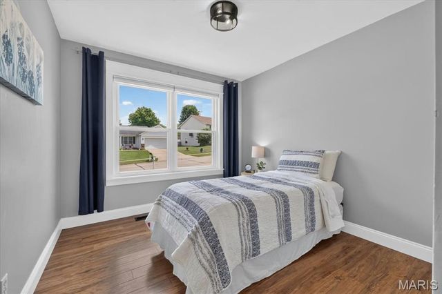 205 Stage Coach Landing Drive, St Peters, MO 63376