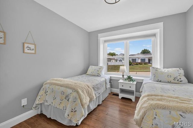 205 Stage Coach Landing Drive, St Peters, MO 63376