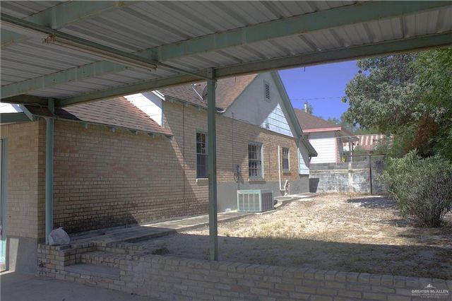 502 N East Street, Rio Grande City, TX 78582