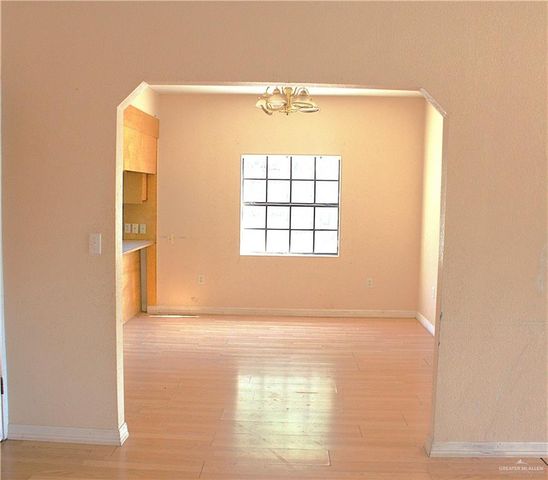 502 N East Street, Rio Grande City, TX 78582