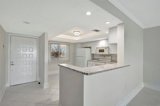 9604 CORTEZ ROAD W 222, Bradenton, FL 34210