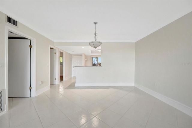 9604 CORTEZ ROAD W 222, Bradenton, FL 34210