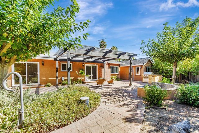1798 Barcelona Avenue, San Jose, CA 95124