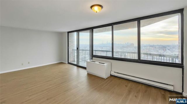 770 Anderson Avenue 15A, Cliffside Park, NJ 07010