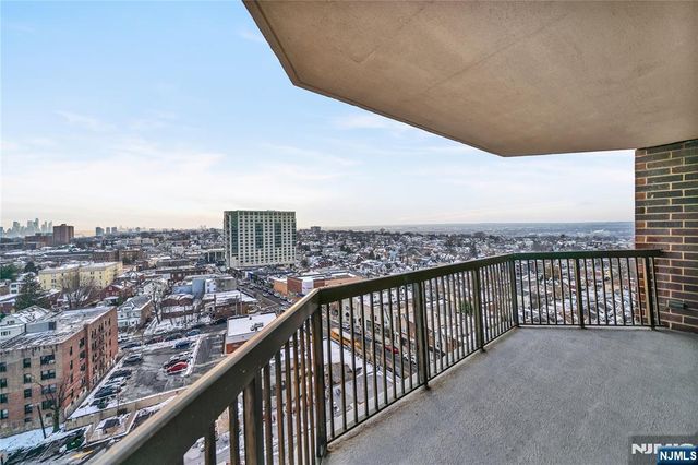 770 Anderson Avenue 15A, Cliffside Park, NJ 07010