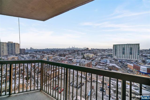 770 Anderson Avenue 15A, Cliffside Park, NJ 07010