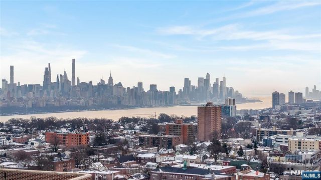 770 Anderson Avenue 15A, Cliffside Park, NJ 07010