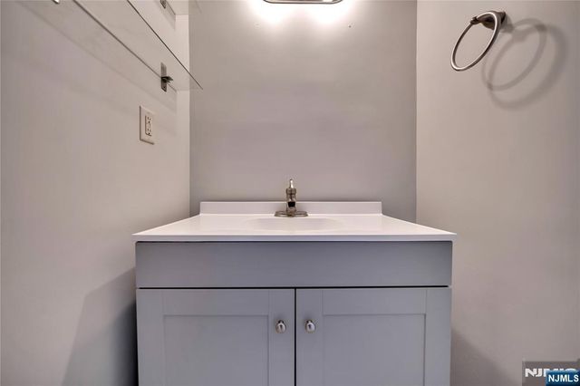 770 Anderson Avenue 15A, Cliffside Park, NJ 07010