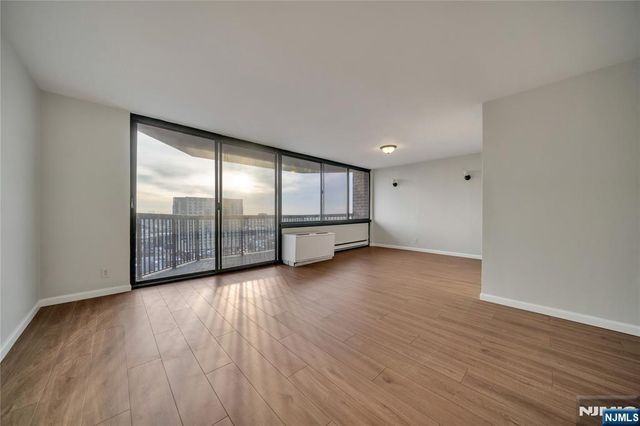 770 Anderson Avenue 15A, Cliffside Park, NJ 07010