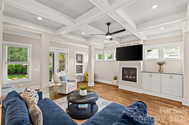 815 W Kingston Avenue, Charlotte, NC 28203