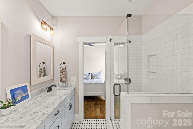 815 W Kingston Avenue, Charlotte, NC 28203