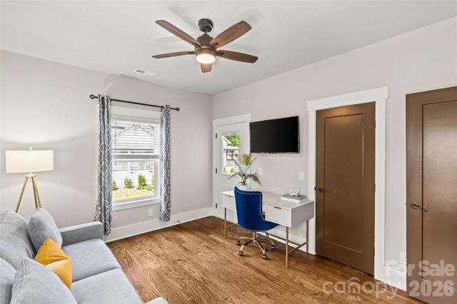 815 W Kingston Avenue, Charlotte, NC 28203