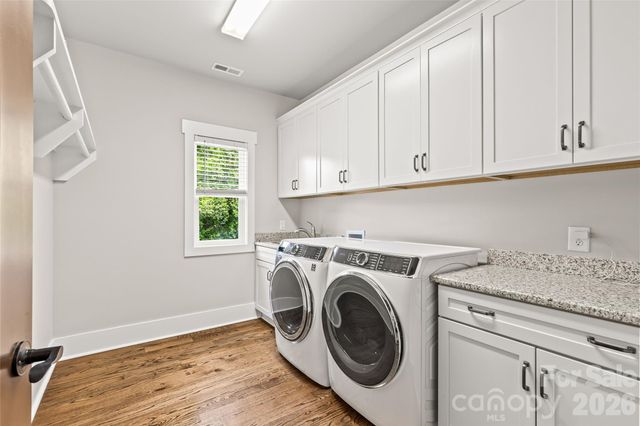 815 W Kingston Avenue, Charlotte, NC 28203