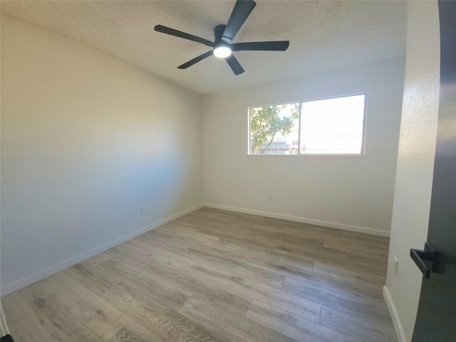 12040 Mighty Oak Drive A, Houston, TX 77066